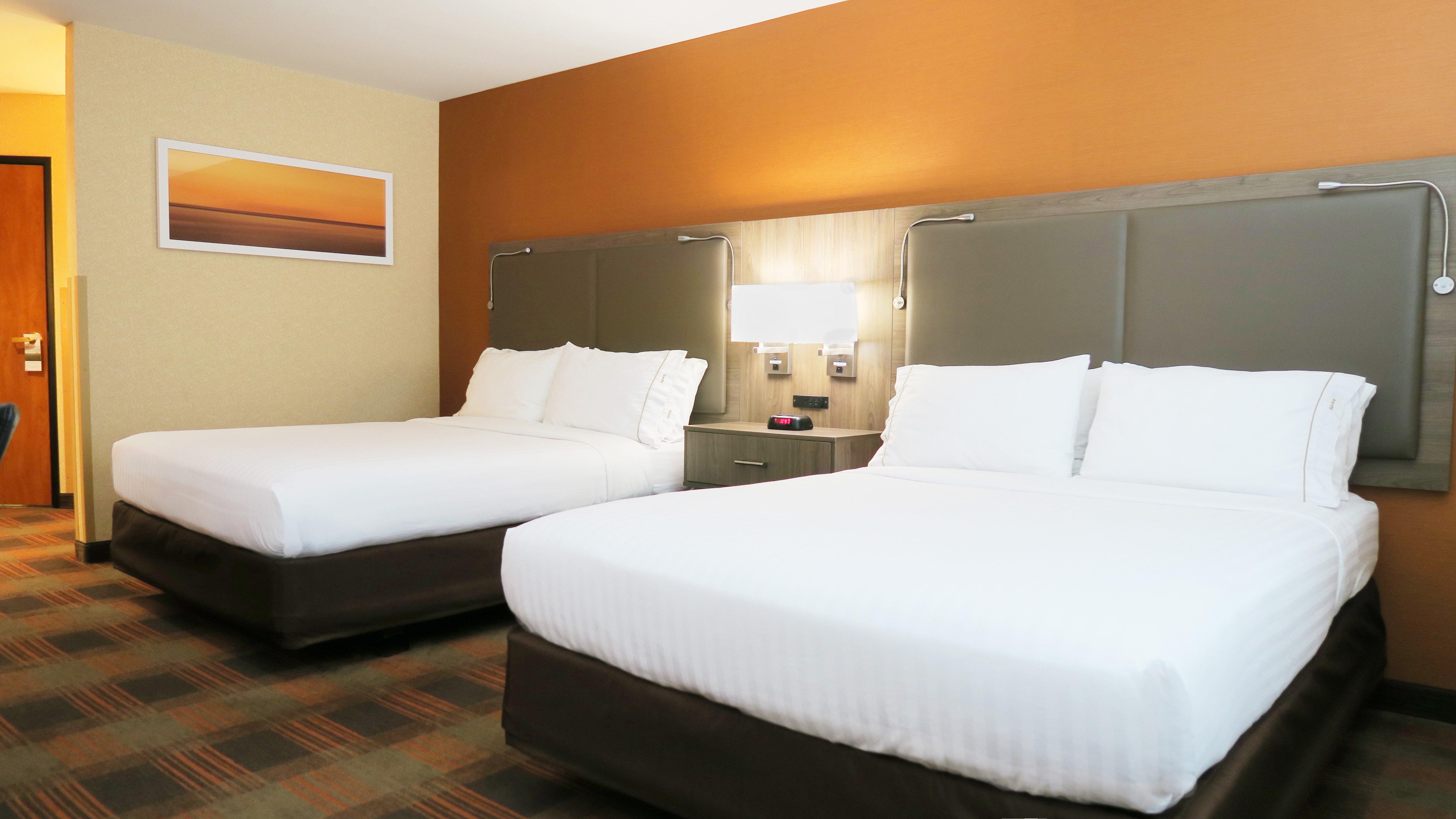 Holiday Inn Express & Suites Elk Grove Central - Hwy 99 By Ihg Eksteriør billede