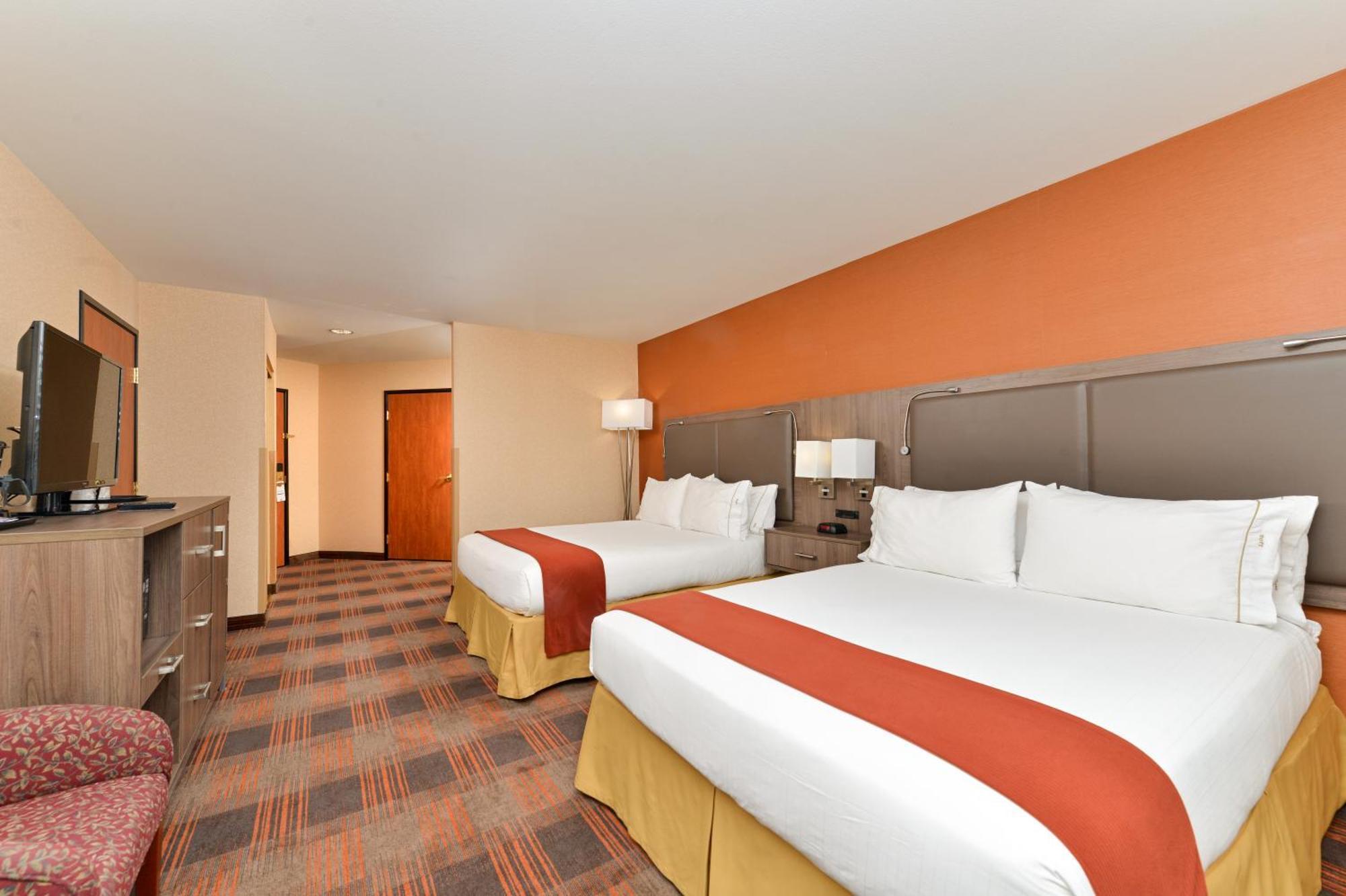 Holiday Inn Express & Suites Elk Grove Central - Hwy 99 By Ihg Eksteriør billede