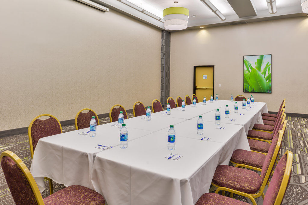 Holiday Inn Express & Suites Elk Grove Central - Hwy 99 By Ihg Eksteriør billede
